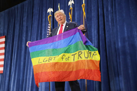 170726-lgbt-trump-flag-ew-1019a.jpg