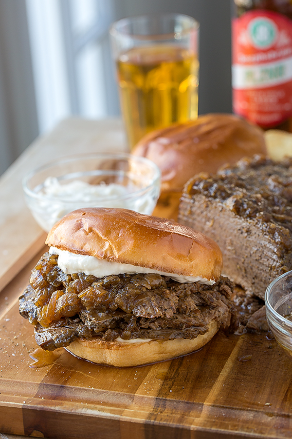 beer-braised-beef-brisket-sandwich_thecozyapron_12-20-15_5.jpg