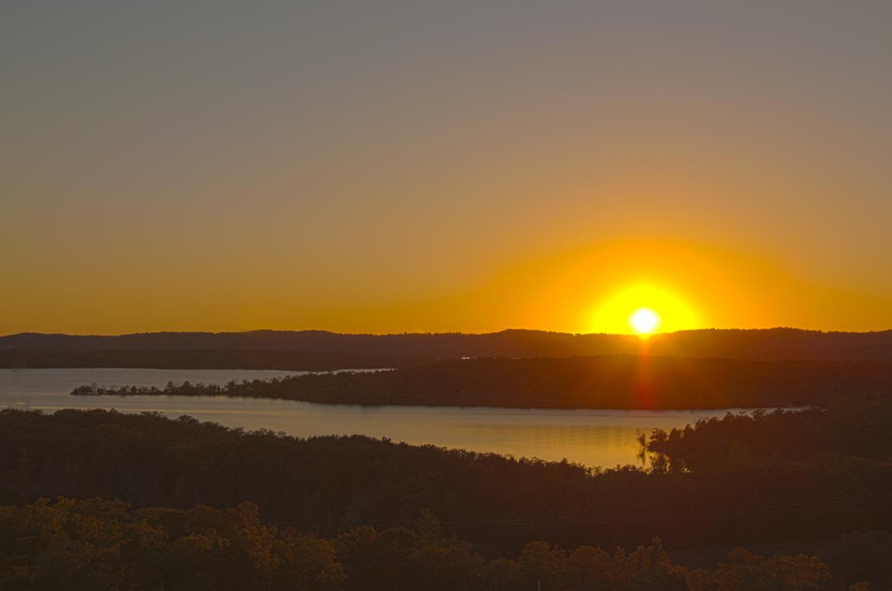 Branson Sunset_HDR2web.jpg