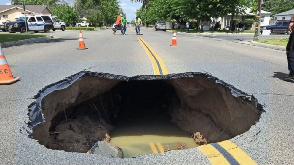 CA_Sinkhole_BM_20160412_16x9_992.jpg