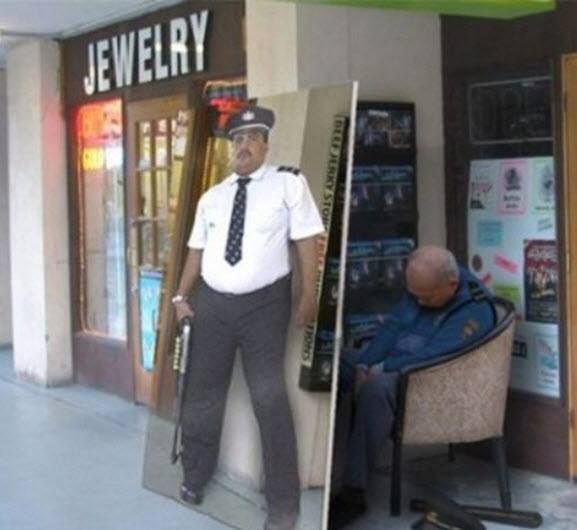 funny-security-guard.jpg