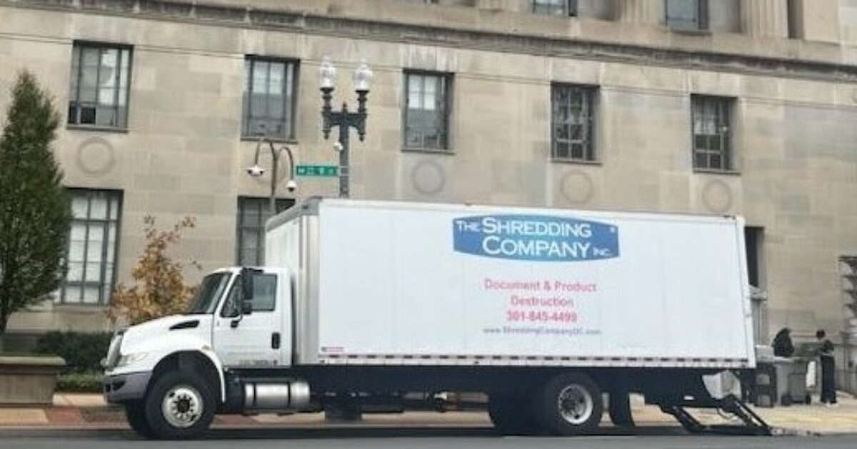 paper-shredding-truck.jpg