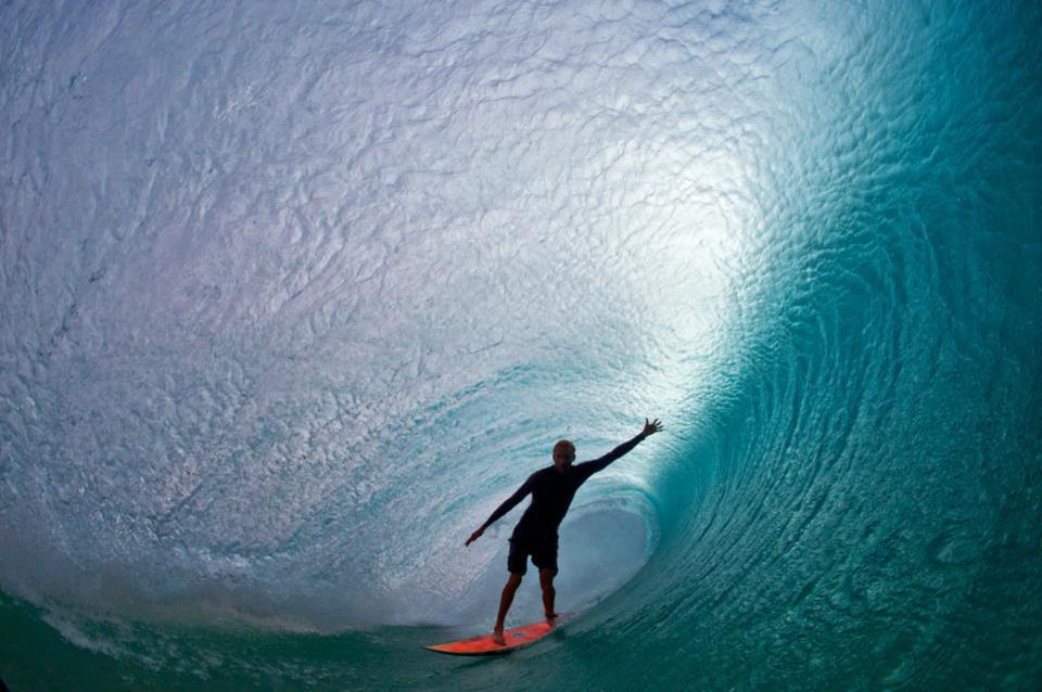 flynn-novak-barrel-tue-time-surf-photo.jpg