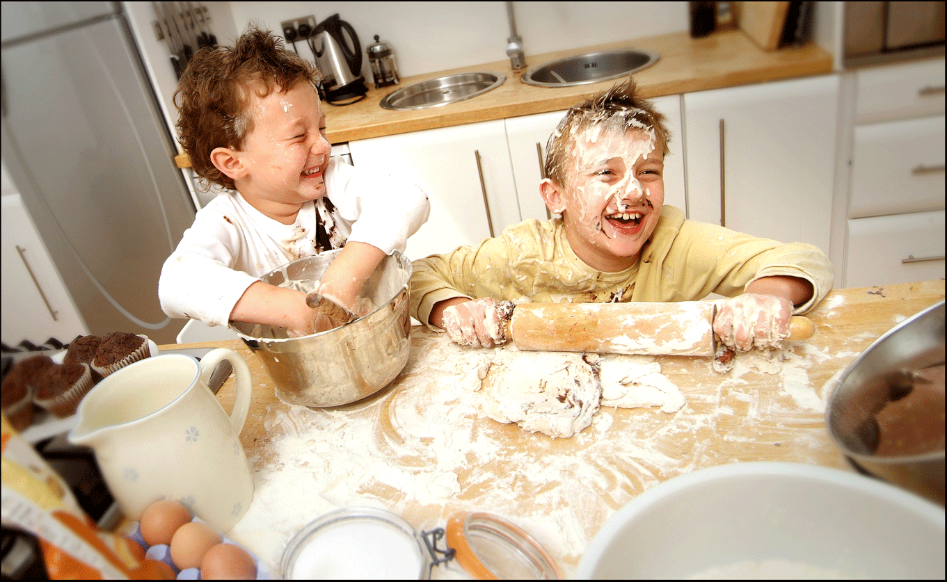 kids-baking-1.gif