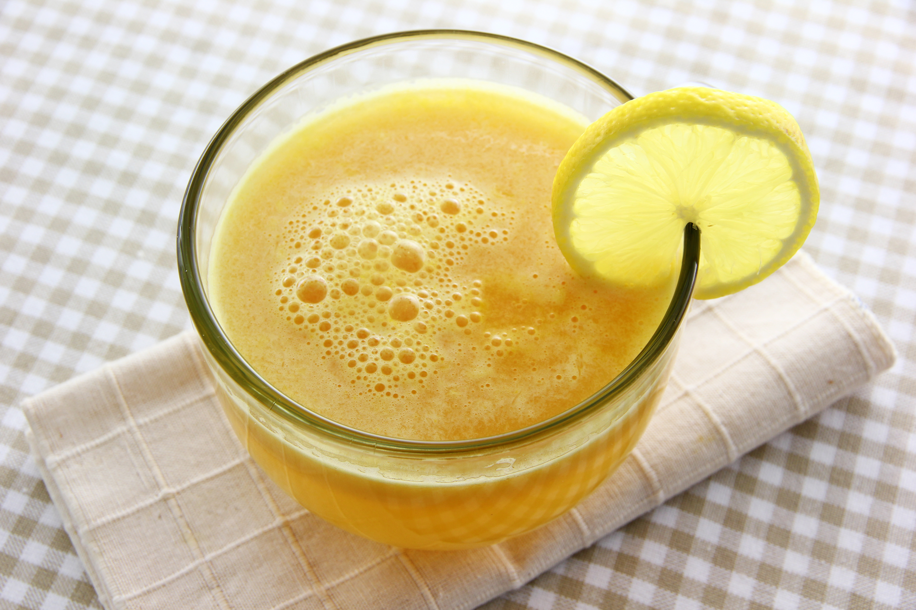 Make-a-Fruit-Juice-Breakfast-Drink-Step-8.jpg