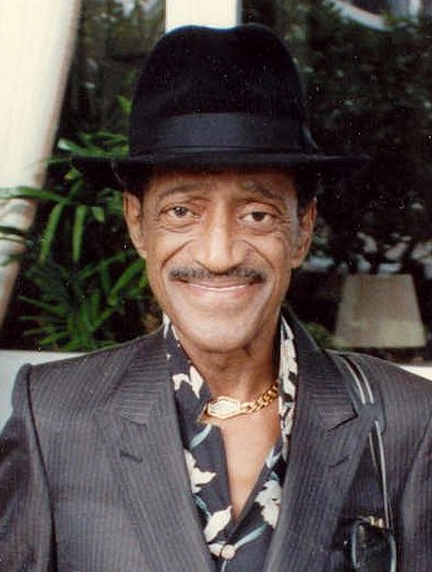 Sammy_Davis_Jr_1989_%28cropped%29.jpg