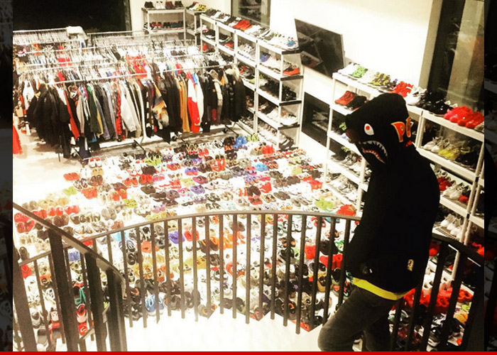 0709-chris-brown-shoes-sub-instagram-2.jpg