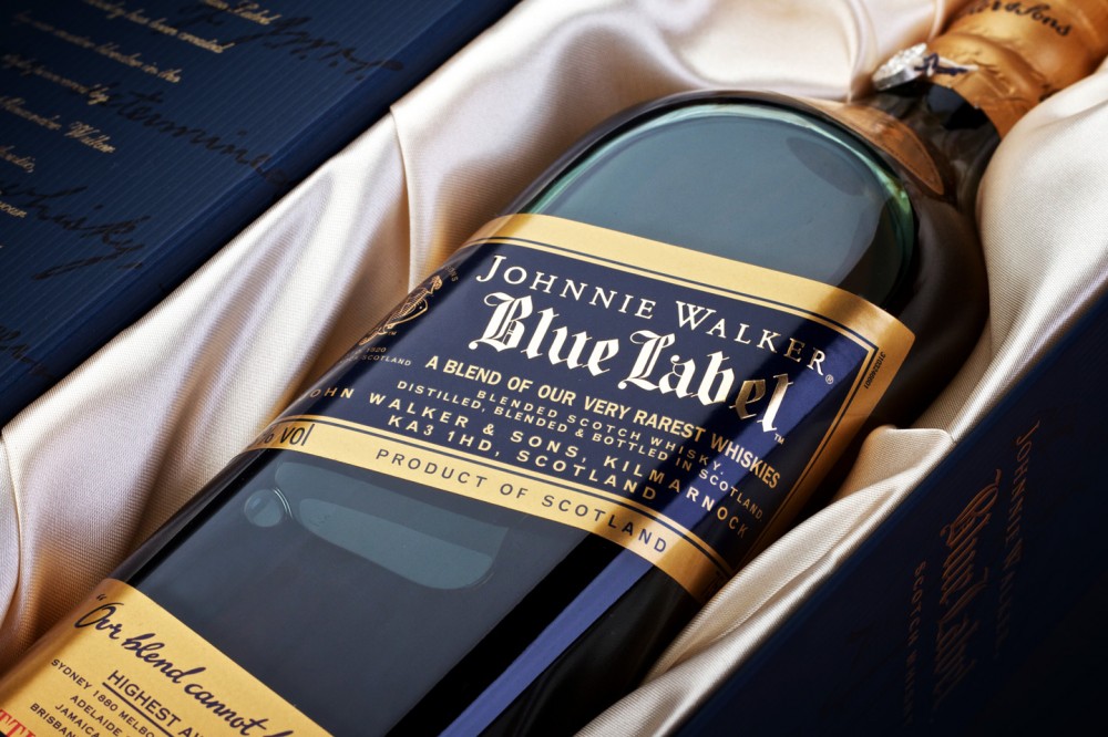 blue-label-detail-1000x666.jpg