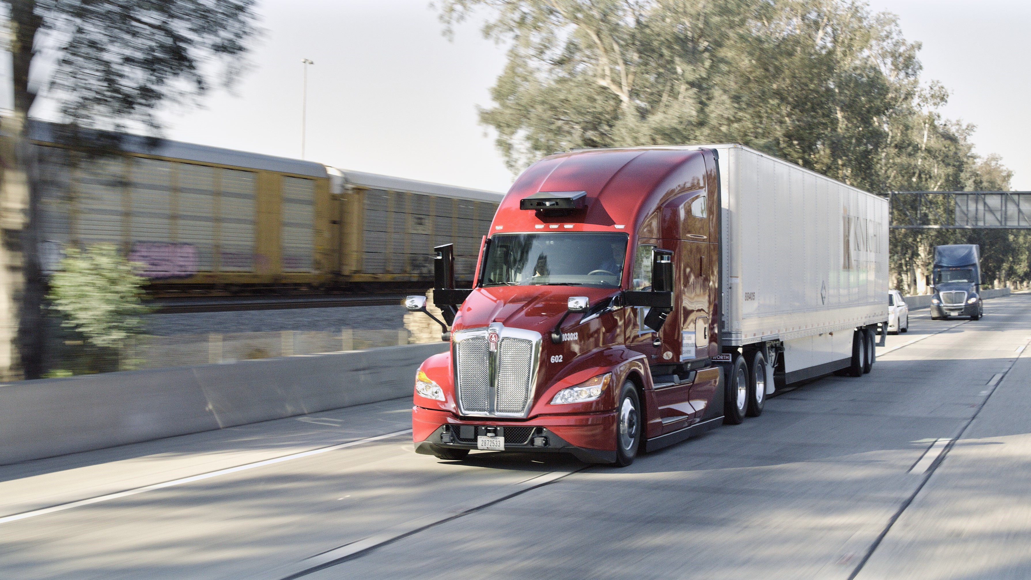 www.freightwaves.com
