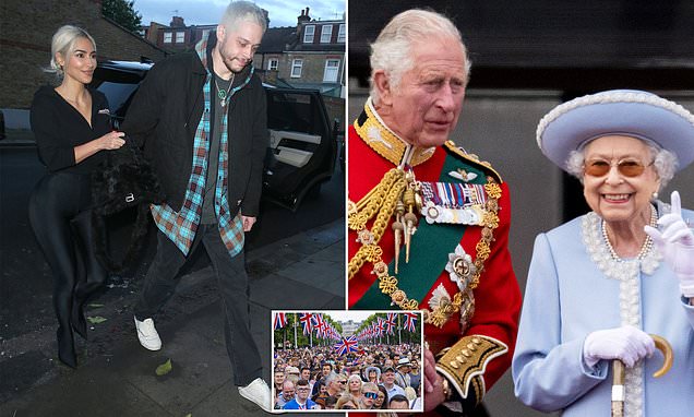 www.dailymail.co.uk