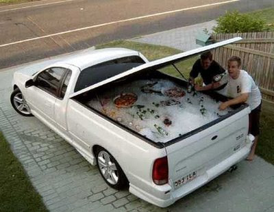 funny-pics-car-fridge.jpg