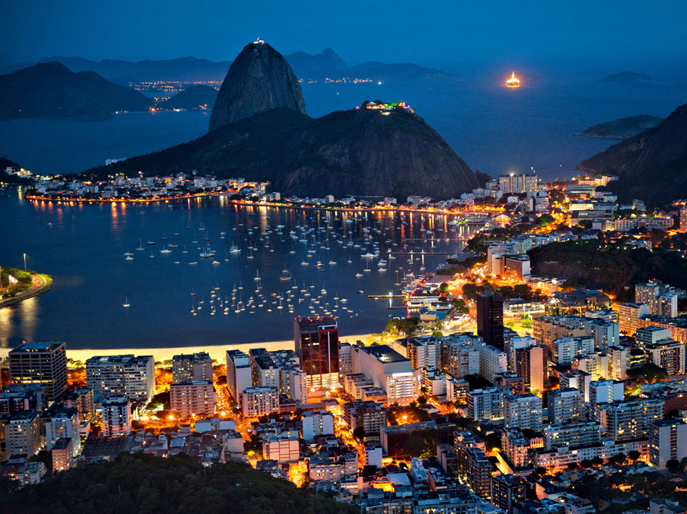 rio-skyline-harvey_60076_990x742.jpg