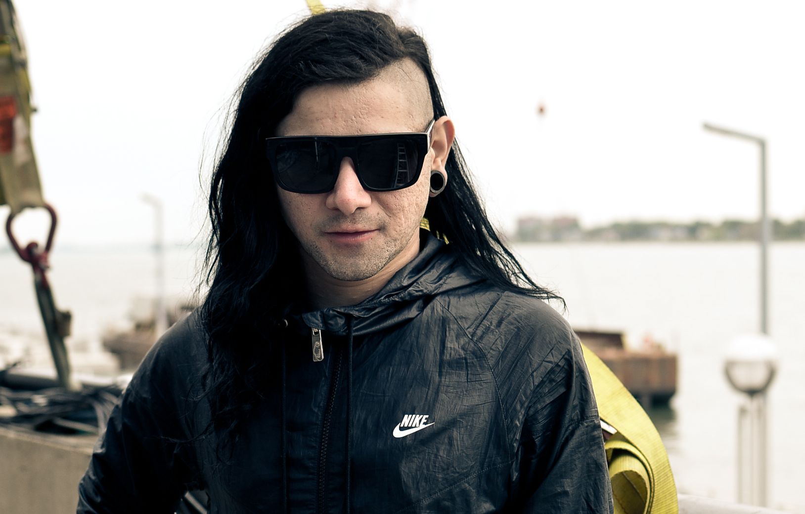 Skrillex-Image-2012-HiRes.jpeg