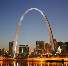 220px-St_Louis_night_expblend_cropped.jpg