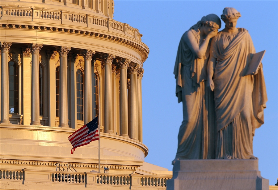 pb-121214-half-staff-flags-kb-2p-01_photoblog900.jpg