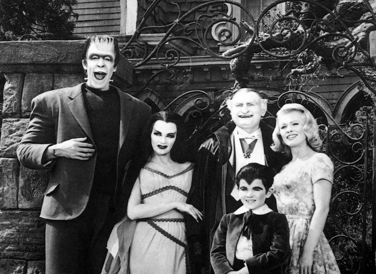 5819fc8517504_american-horror-family-3.jpg