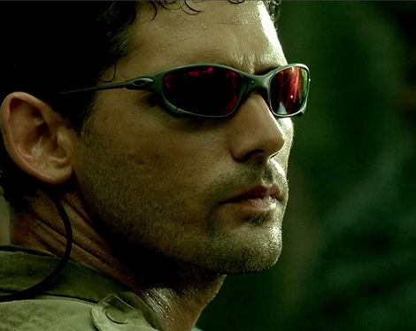 oakley-juliet-sunglasses-and-black-hawk-down-gallery.png