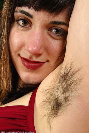 hairy_woman_armpit_photo.jpg