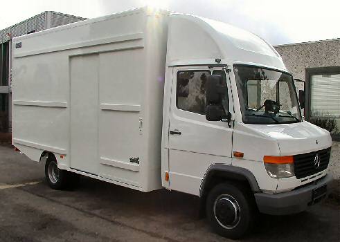 MERCEDES%20VAN%20512-1.jpg