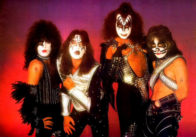 Kiss1977_1.jpg