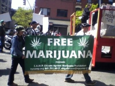 free_marijuana_prisoners.jpg